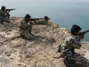 Iranian soldiers take part in military drill, Dec. 30, 2011. (AFP/File)