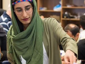 انتخابات إيران.. المتشددون والمعتدلون وجهان لعملة المرشد
