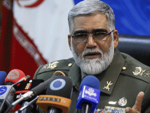 قائد القوة البرية بالجيش الإيراني العميد أحمد رضا بوردستان