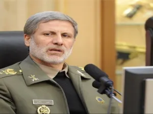وزير الدفاع وإسناد القوات المسلحة الإيرانية، العميد أمير حاتمي