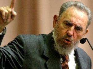 الزعيم الشيوعي الكوبي فيدل كاسترو