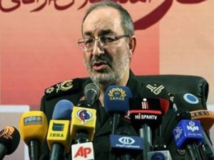  الجنرال مسعود جزائري مساعد القيادة العامة للقوات المسلحة الإيرانية