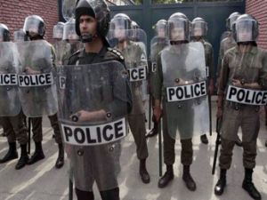 مصادمات بين الشرطة الإيرانية ومتظاهرين أمام السفارة السعودية