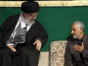 اعتبر الأمير محمد بن سلمان في مقابلة مع مجلة "ذا أتلانتيك" الأميركية" أن المرشد الأعلى الإيراني يجعل من "هتلر" يبدو شخصاً جيداً.