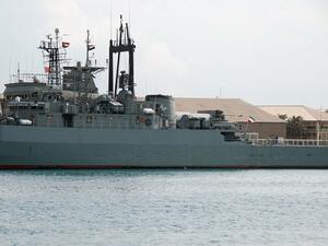 Two Iranian warships dock in the Sudanese Red Sea city of Port Sudan on Dec 8, 2012. (AFP/File)