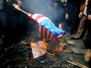 ايران تحظر السلع الاستهلاكية الاميركية