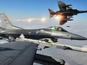 طائرات حربية تركية تدمر مواقع "بي كا كا" شمالي العراق