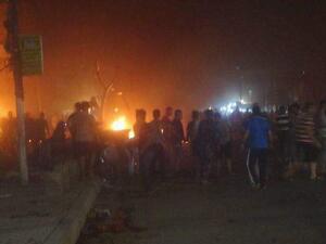 التفجير ادى الى احتراق 17 سيارة مدنية على الاقل وثمان محال تجارية ومقهى