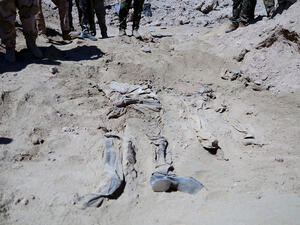 مقبرة جماعية في تكريت من ضحايا داعش 