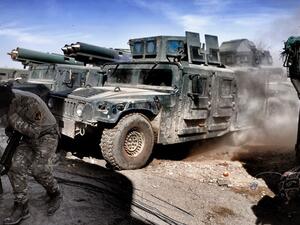 اشتداد المعارك عند أطراف المدينة القديمة في غرب الموصل
