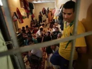 مقتل 22 شخصا في هجوم انتحاري 