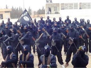 عناصر داعش نقذت مؤخرا عملية الاعدام بقطع رؤوس 10 من شباب الموصل