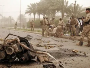 25 قتيلا في انفجار سيارة 