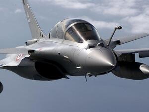 مقاتلة فرنسية