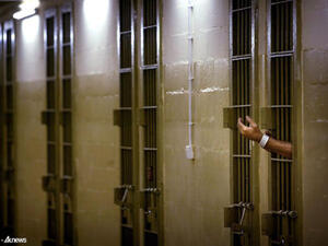 مصادمات مسلحة في أحد السجون بمدينة الحلة /100 كيلومتر جنوبي بغداد/ 