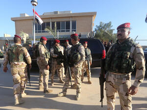 Daesh killed 13 Iraqi soldiers and wounded another 13 in two bombings targeting a military outpost. (AFP/File)