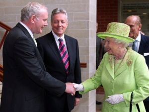 مارتن ماكغينيس أحد قادة الصراع والسلام 