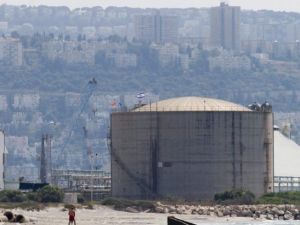 خزان الأمونيا الموجود في خليج مدينة حيفا