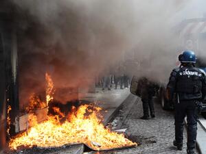 مواجهات في شوارع باريس