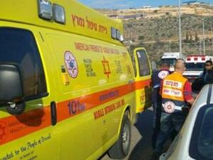 فلسطينية تطعن شرطيا اسرائيليا في أريحا بالضفة الغربية
