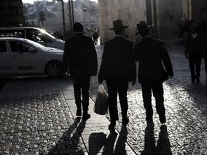 ارتكبوا جرائم جنسية بحق نساء وشبان وأطفال في مجتمعاتهم