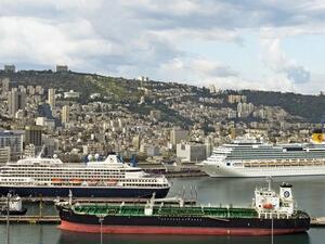 من ميناء مدينة حيفا المحتلة عبر قناة السويس إلى مصر والأردن 