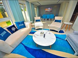 توفر مجموعة فنادق ومنتجعات جنة للضيوف والنزلاء إقامة ذات خمس نجوم.