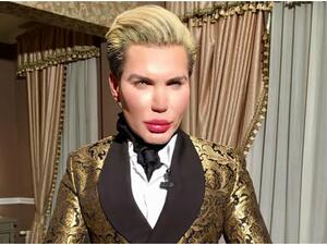 رودريجو ألفيس (intouchweekly.com)