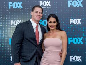 جون سينا ونيكي بيلا