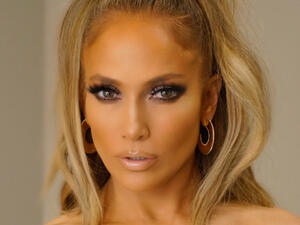 Jennifer Lopez spent her 49th birthday with boyfriend Alex Rodriguez and her kids (Source: jlo / Instagram ) 