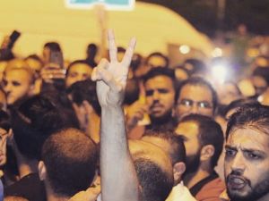 دعا ناشطون إلى تنفيذ مسيرات احتجاجية في كافة مدن المملكة الجمعة 