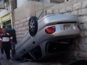 مشاجرة بالسيوف والأسلحة البيضاء تثير الهلع بين المواطنين