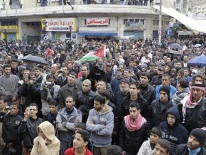 تظاهرة مناهضة للحكومة وسط عمان/أ.ف.ب