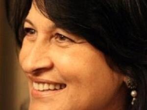 ثارت على فيس بوك والإعلام الإلكتروني حملة شرسة وقاسية ضد وزيرة السياحة سابقا