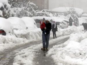 بعض البلدان العربية تتأثر بمنخفض جوي مصحوب بكتلة هوائية باردة