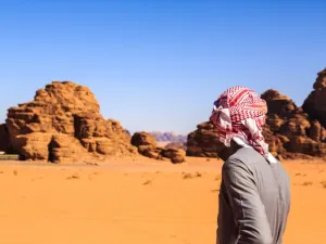 Minister of Energy said on Saturday that the ministry has received applications from seven mining companies to explore gold in the Wadi Araba region. (Shutterstock)