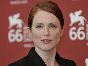 Julianne won an Oscar for her role in "Still Alice" this year. (Image: Maxlevelgeek.com)