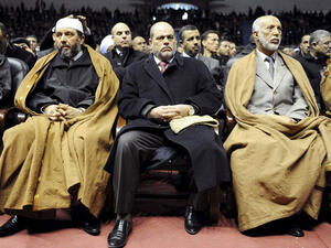 الإسلاميون الجزائريون.. ربع قرن من التناسل والفشل