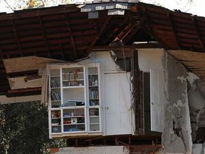 وصف السكان السيول الوحلية بأنها مثل قطار سريع أو قطيع ثيران يدمر كل شيء 