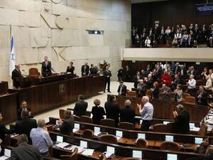 بموجب القانون لا تعيد الشرطة الجثث إلا إذا تأكدت من عدم تحول الجنازة إلى مسرح للتحريض 