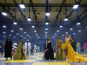 عرض أزياء علامة Off-White