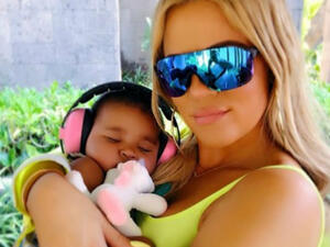 The 'Keeping Up With The Kardashians' star admitted she found it difficult to feed her daughter True naturally (Source: khloekardashian - Instagram) The 'Keeping Up With The Kardashians' star admitted she found it difficult to feed her daughter True naturally (Source: khloekardashian - Instagram)
