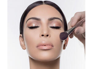 Will you be attending Kimmy's makeup masterclass? (www.anaemraa.com)