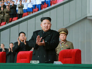 بعد تلقيه تقريرا مفصلا من الوفد الذي زارها.. كيم جونغ أون يشكر الجارة الجنوبية ويدعو للتصالح
