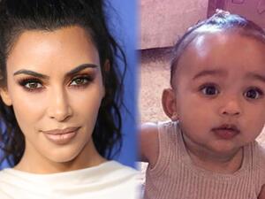 كيم كارداشيان وابنتها شيكاغو