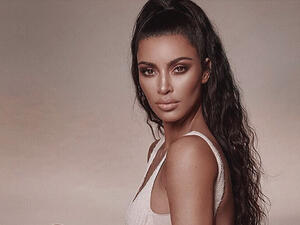 Kim Kardashian was on a nude photoshoot when President Donald Trump called  (Source: kimkardashian / Instagram ) 