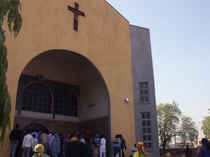 60 قتيل على الاقل بانهيار كنيسة في نيجيريا