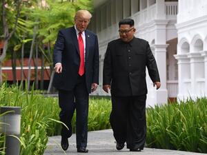 بنس يرجح اجتماع ترامب بكيم جونغ أون العام القادم
