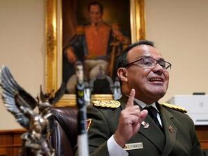 الدفاع الفنزويلية: انشقاق الملحق العسكري في واشنطن "خيانة وطنية عظمى"