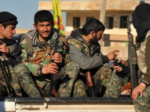 الأكراد يطردون "داعش" من بلدة عين عيسى السورية
